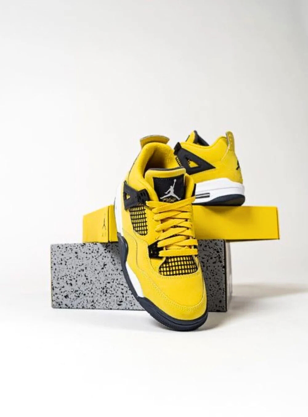 Air Jordan 4 Retro Lightning - 408452 - 700 - Ritesneak