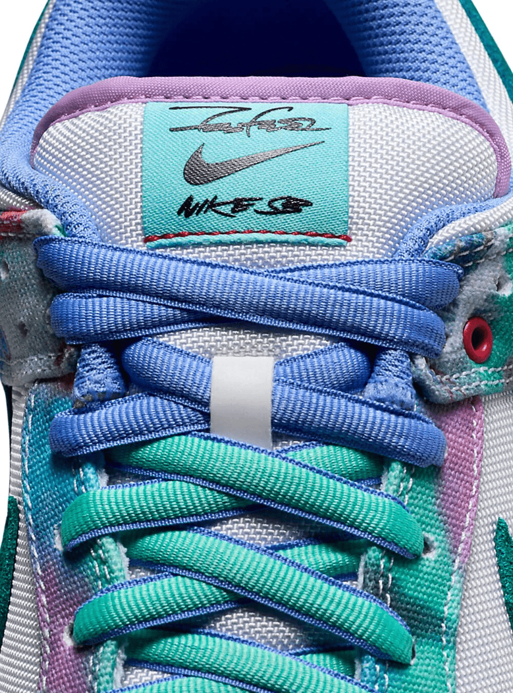 Nike SB Dunk Low Futura Laboratories Bleached Aqua - HF6061 - 400 - Ritesneak